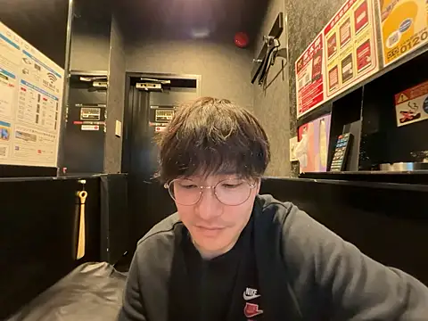 yuuki8910 webcam