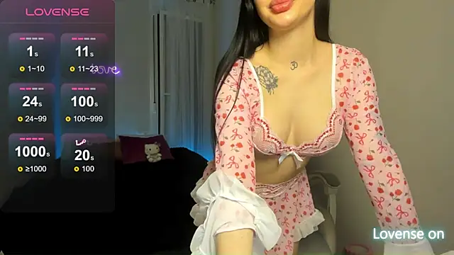 SelinaStorm webcam