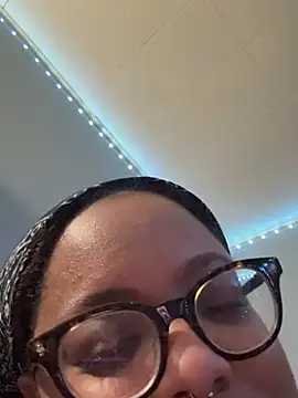 hazeleyedemonx13 webcam