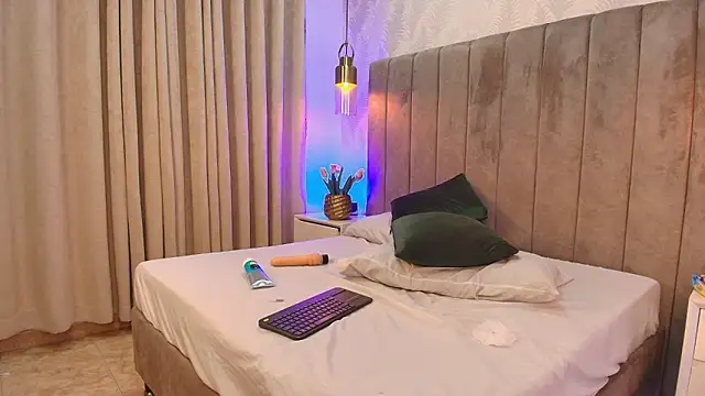 Pocahontas_606 webcam