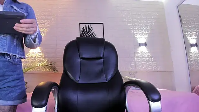 millie_brown21 webcam