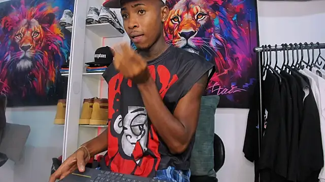 Pantera_black_21 webcam