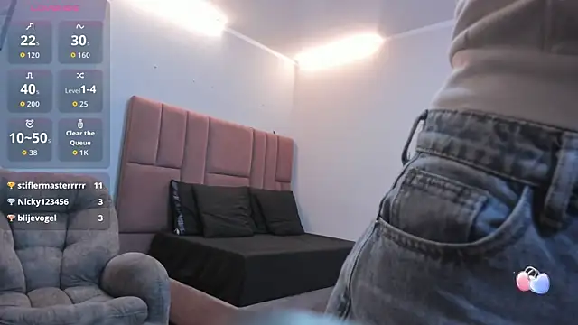 miacarperrlux webcam