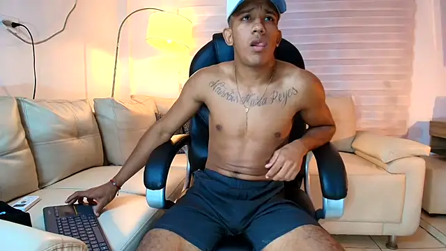 ricky_spensar23cm_ webcam