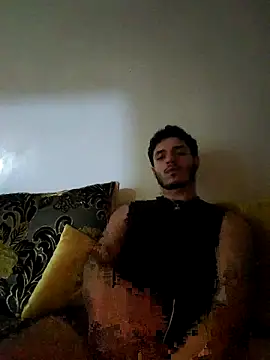 Thewildaliii0 webcam