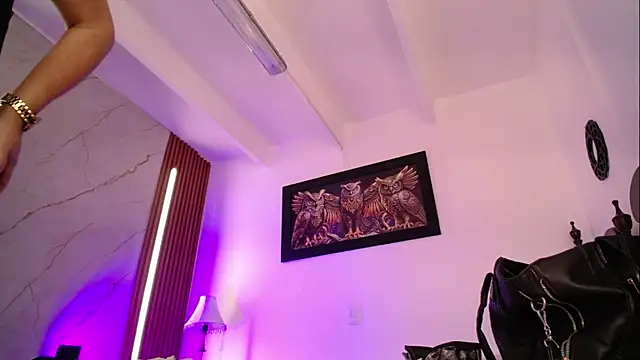 Lunaa_Scarlett webcam