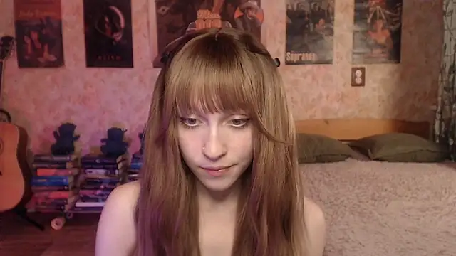 Friendly_Ellie webcam