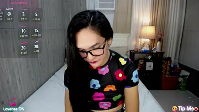 AsianSweetHeartxX webcam