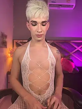 Cherry_zayden_ webcam