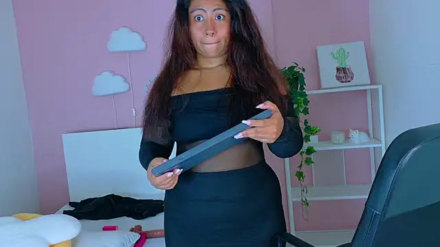 SeleneGibson__ webcam