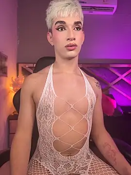 Cherry_zayden_ webcam