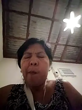 Webcam Model (TropicalFlower) is live