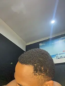 BlueIceCube Live Webcam on Stripchat