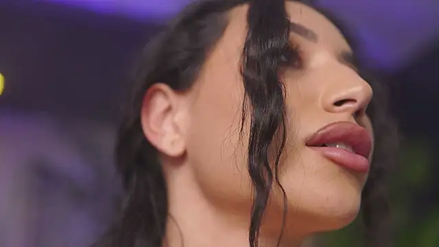 GinaValentinna webcam