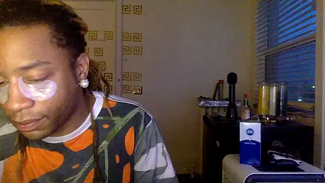 Diodre_Benyoon webcam