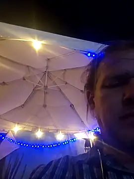 yourMasterisBored webcam