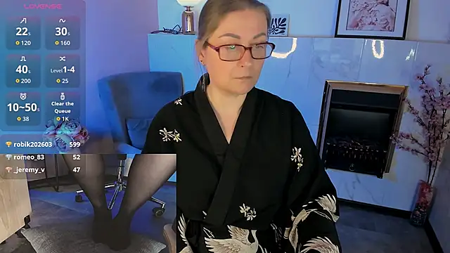 Alexandra_Kind webcam