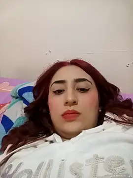 EsmeraldaNaim webcam