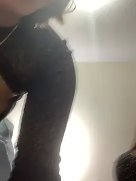 LilithMonette live sex cam