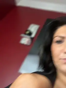 LittleMissEeve live show