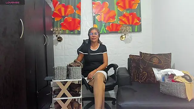 Miss_clarepocahose webcam