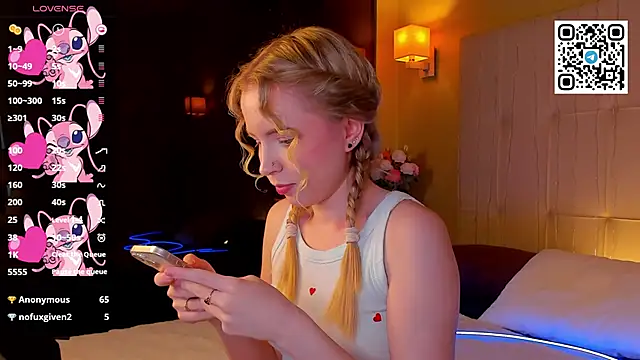 linda__bloom (F young) - arch your back + show your ass