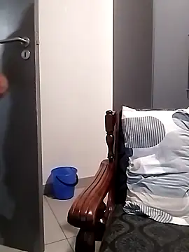 innocentslutxx (F young) - ALL BOUT MKING EACH OTHER HAPPY