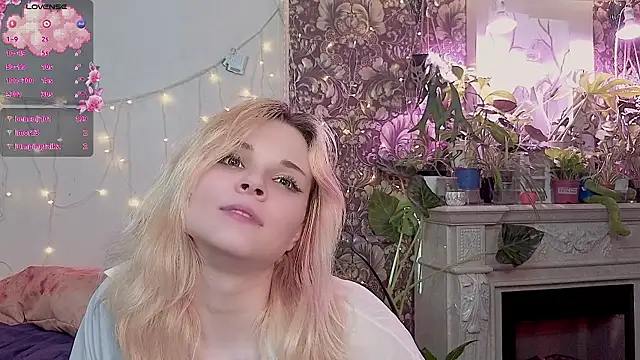 doublebubble_ (F young) - Sensual boobs massage