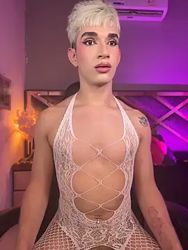 Cherry_zayden_ webcam