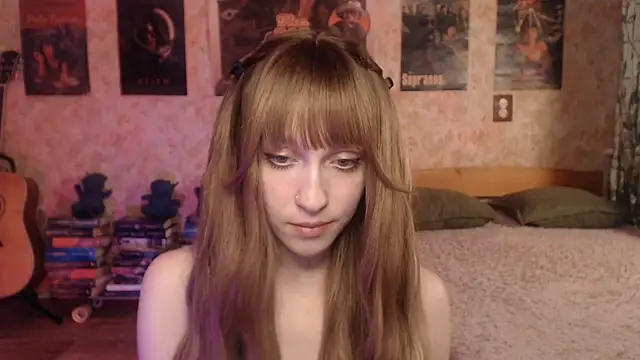 Friendly_Ellie webcam