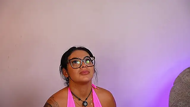 anyiled_hot (F milf) - you  like  my  big ass