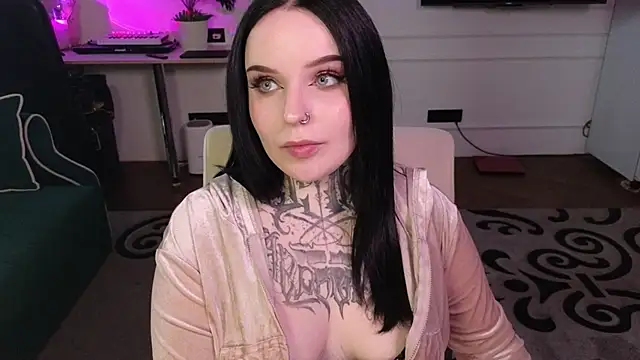 atomic-ketchup (F young) - deep blowjob