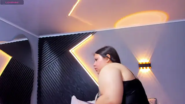 Laia_and_Aloby webcam