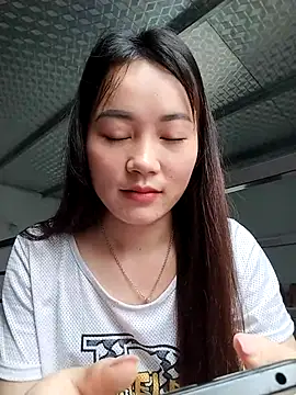 little-green-sprout webcam