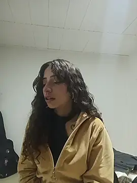 AlexxaAndRileyy webcam