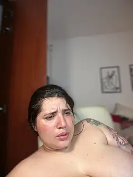 horny_roomiess (F young) - ride dildo hard + naked