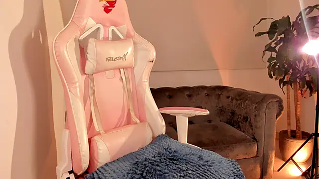 eva__s (T young) - stroke that cock princess