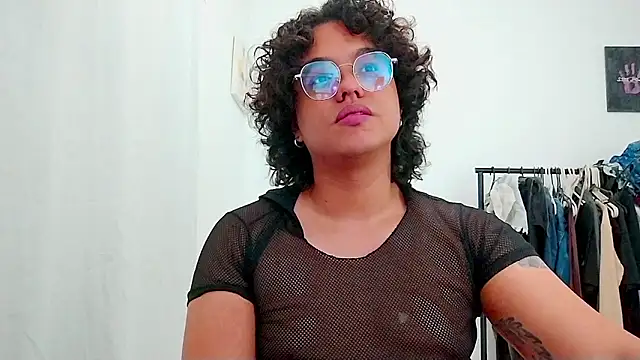 Diane_blossom webcam