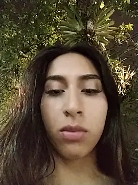 Sexy_sara_outdoorss webcam