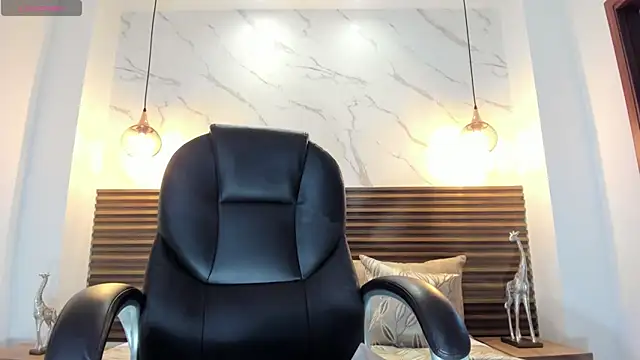 Natasha_Kiim_ webcam