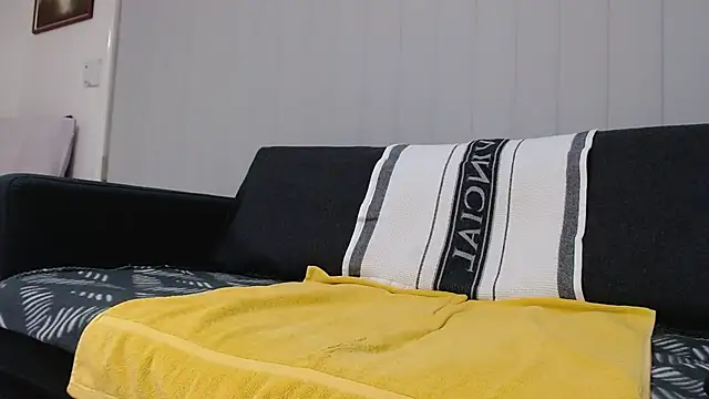 lilchristian@xh webcam