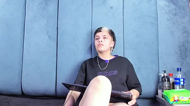 Megan_Thompson_ webcam