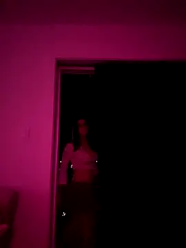 lilyorion (F young) - Get Me Wet! Flash Titties!