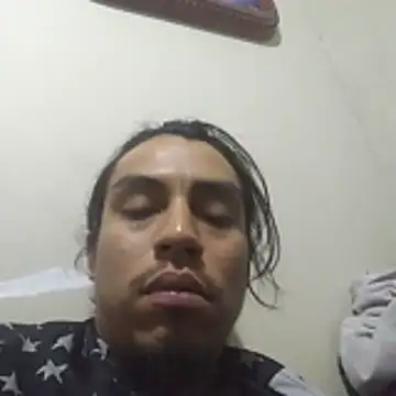 AlexAlejandro13 webcam