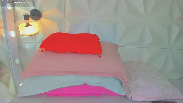 cute_latinaxxx webcam