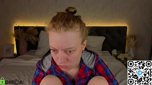 Michelle_Blond webcam