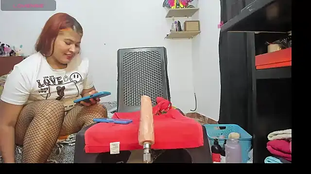 Stylevoluptuousvycky webcam