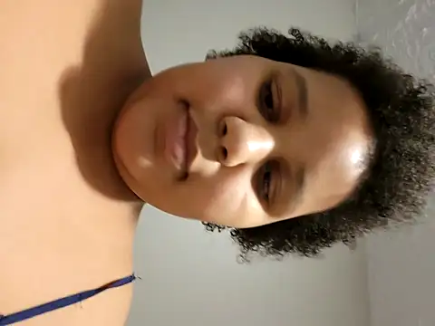 chocolate_bella webcam