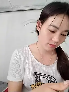 little-green-sprout webcam