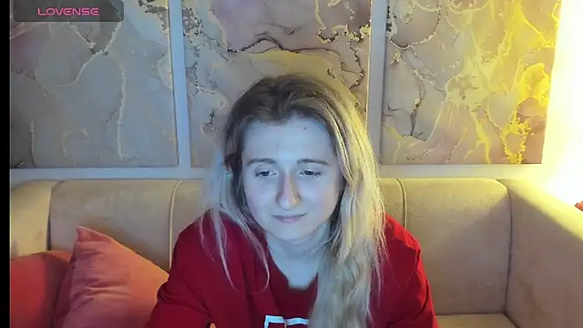 CamillaDreamer webcam